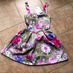 Cute flare short dress